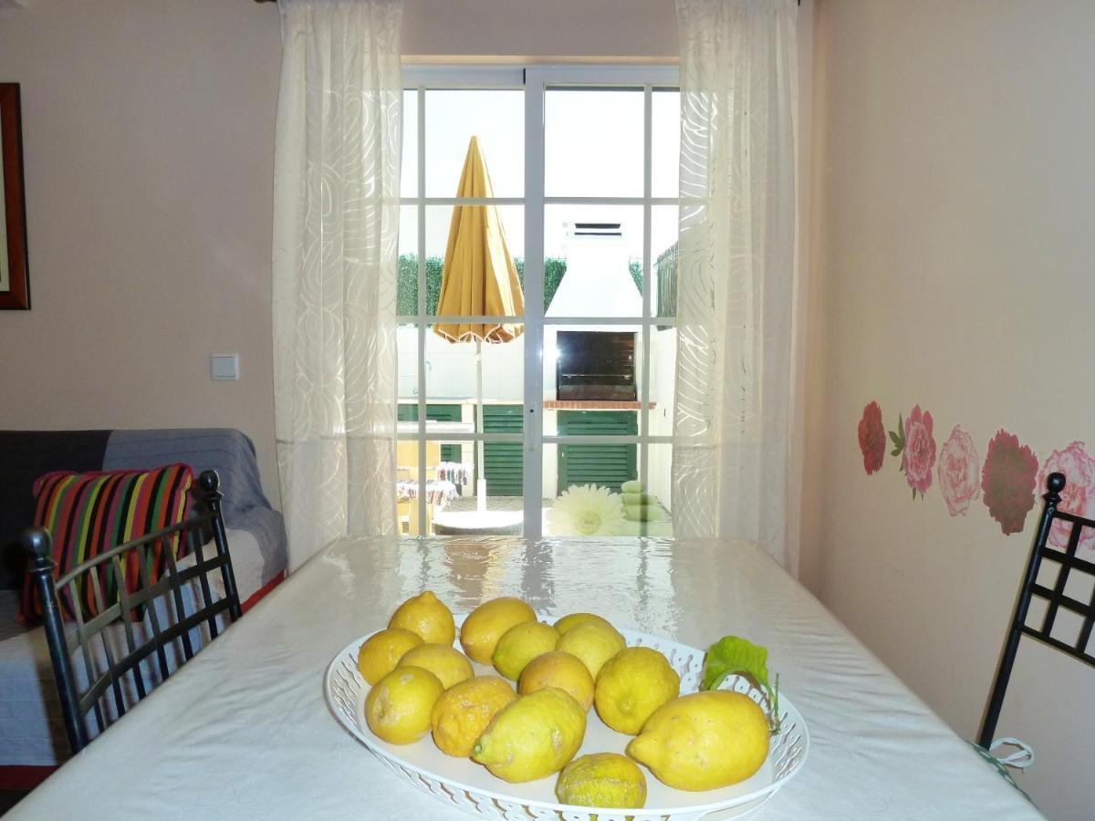 Charming House In Vila Nova De Cacela With Garden Exterior foto